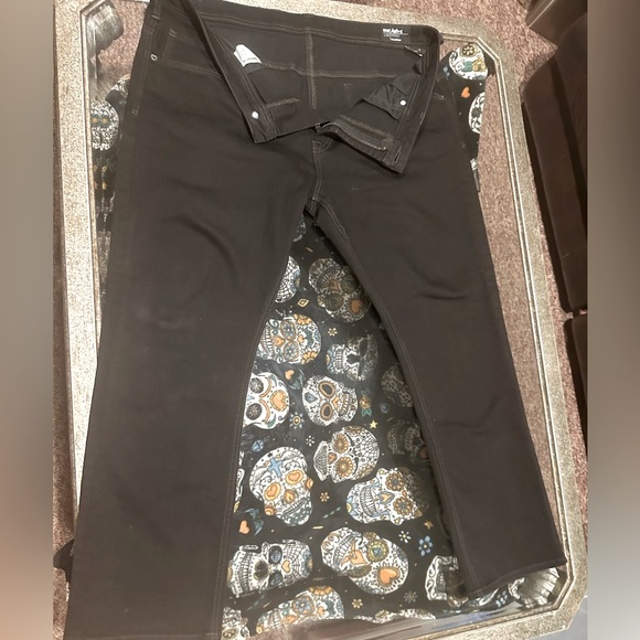 BUFFALO™️ by David Bitton®️Men's Ash-X Slim-Stretch Black Denim Men's Jean🦬 - Picture 6 of 15